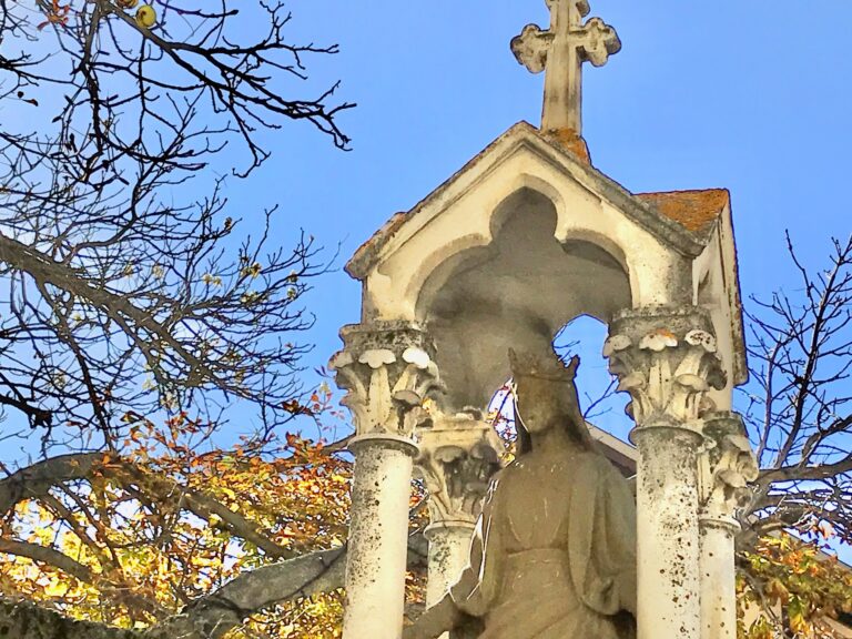 Oratoire édifié à la suite de la crue de 1856, Place du village du Monêtier